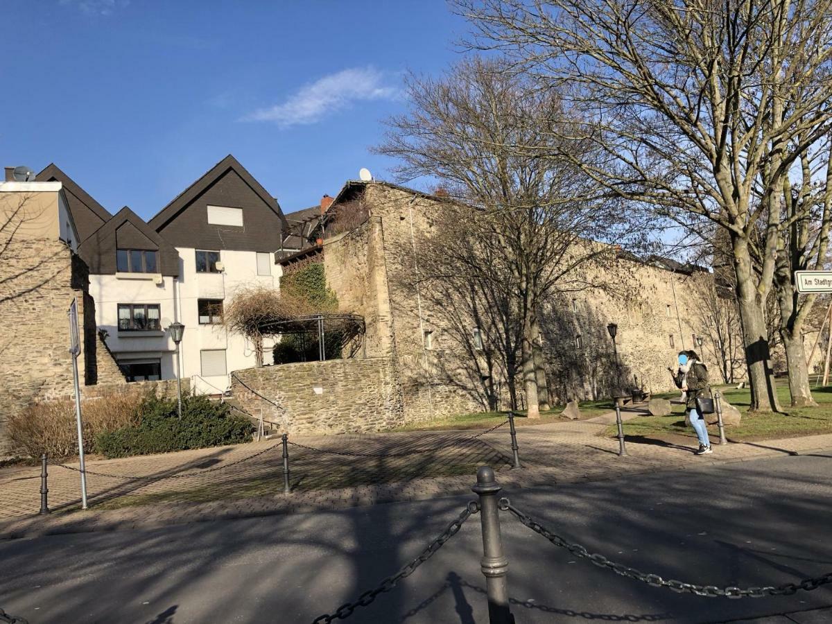 Ferienwohnung "An Der Stadtmauer" Andernach Esterno foto